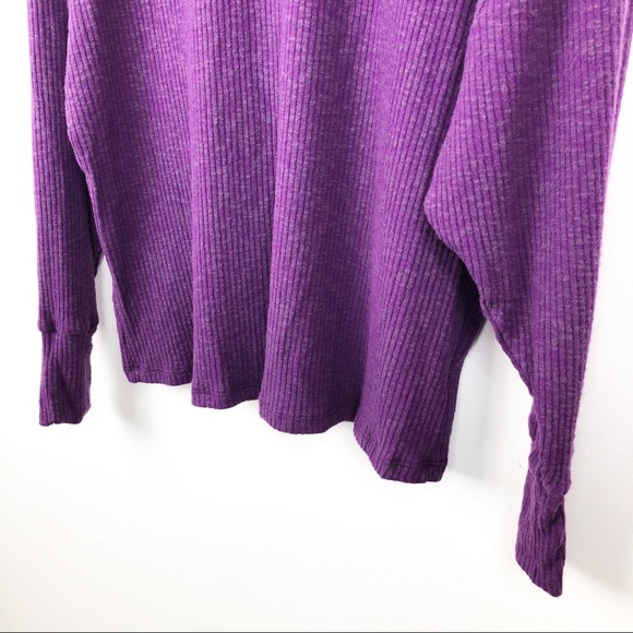 Harlow & Graham Keyhole Back Ribbed Pullover - Picture 3 of 8